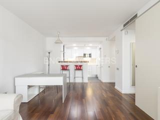 Alquiler Apartamento en St. Pere - Sta. Caterina - El Born. Magnífico apartamento temporal junto al port vell