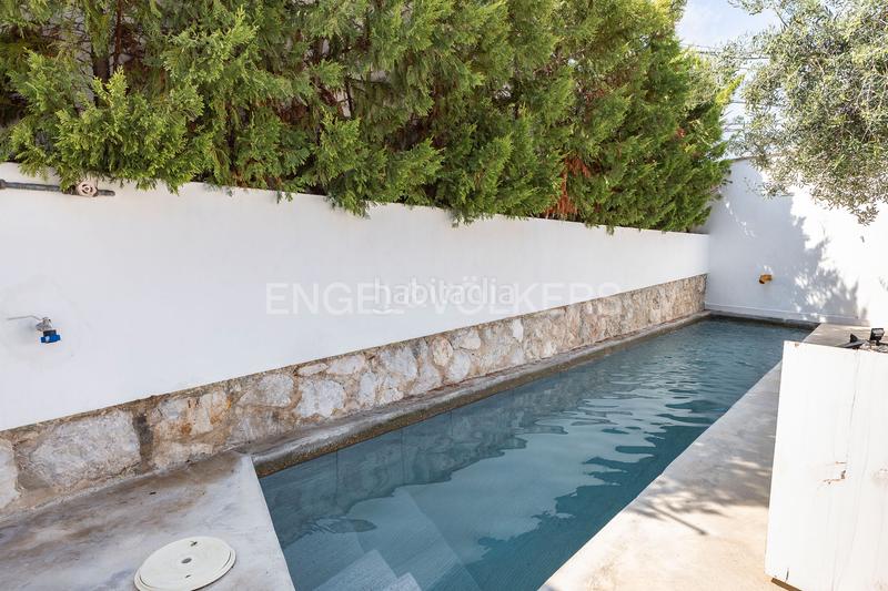 Foto 15cd2bc2-4dac-4aa5-ab21-076c78e28a50. Rent country house with heating pool in Aiguadolç - Sant Sebastià Sitges