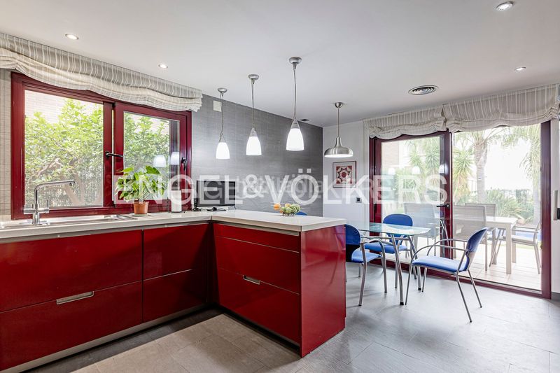 Foto a4cadec5-4f20-4a85-8963-763e72eefafd. Casa amb calefacció aparcament piscina a El Tancat-Mas d´en Gual Vendrell (El)