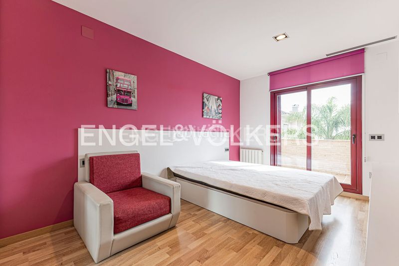 Foto d26fb35f-c400-4e2b-bf3d-73350bebc773. Casa amb calefacció aparcament piscina a El Tancat-Mas d´en Gual Vendrell (El)