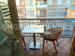 Alquiler Apartamento en La Nova Esquerra de l´Eixample. Piso temporal junto a josep tarradellas