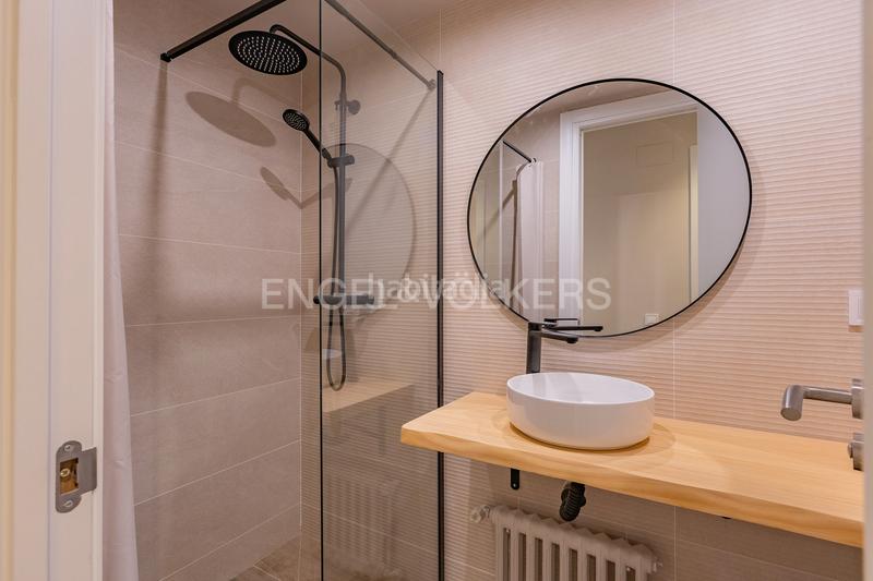 Foto 4baab0b7-c11e-4ce6-8526-312311b6b8f8. Lloguer apartament amb calefacció piscina a Pedralbes Barcelona