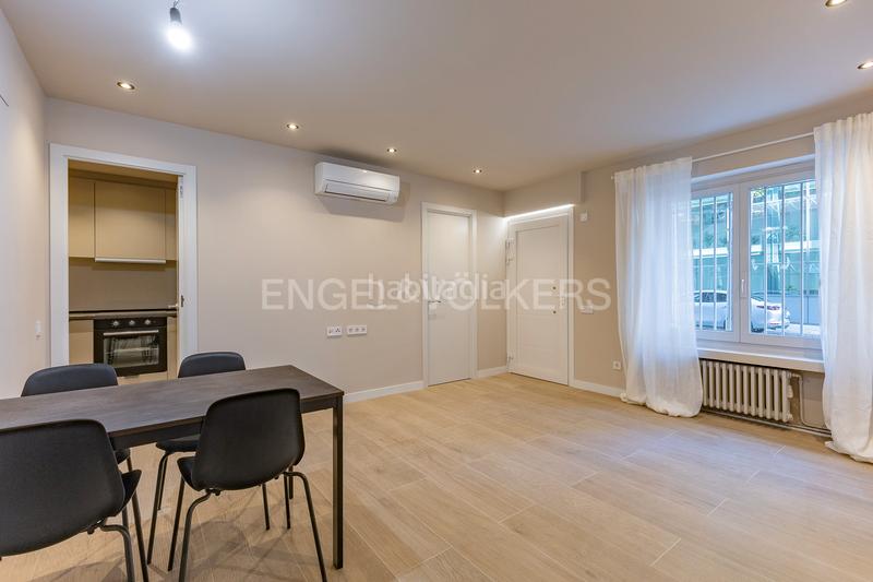 Foto 812469d3-b399-4e54-95e1-e0fd9525adfe. Lloguer apartament amb calefacció piscina a Pedralbes Barcelona