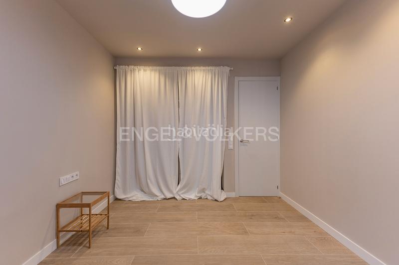 Foto db7d471f-4bb1-4085-a094-6c7087b2889c. Lloguer apartament amb calefacció piscina a Pedralbes Barcelona