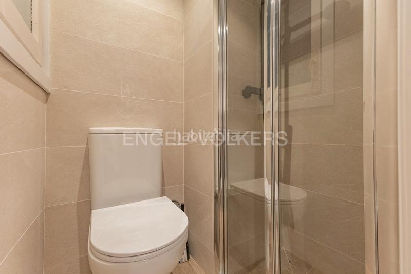 Foto 2773c6a0-a67c-442b-8d00-d68b51872559. Miete appartement mit heizung pool in Pedralbes Barcelona