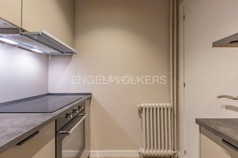 Foto e29d1885-ebe0-4870-b73c-0a94708f9519. Miete appartement mit heizung pool in Pedralbes Barcelona