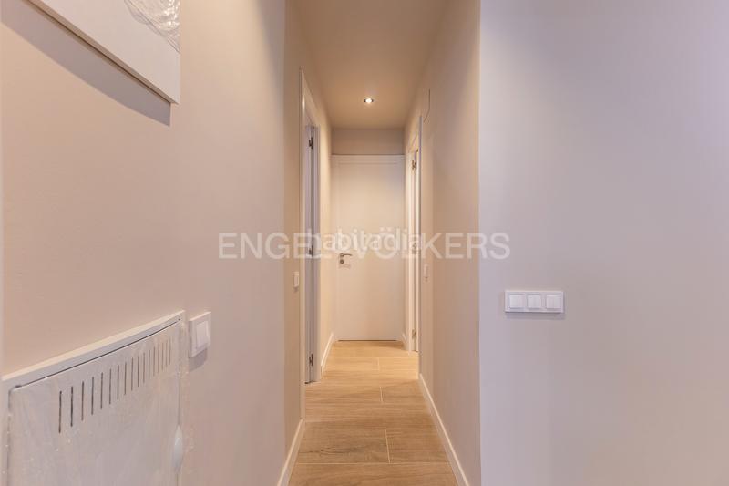 Foto e5a69e38-681f-4209-ab48-4cad287ad51c. Miete appartement mit heizung pool in Pedralbes Barcelona