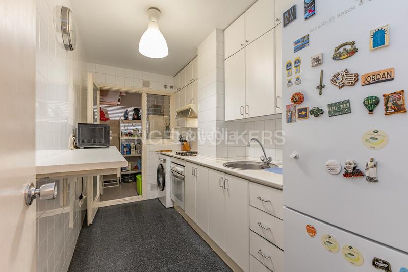 Foto f9a098d8-8d91-4624-837a-b603a4973869. Piccolo appartamento con riscaldamento parcheggio in Sant Cugat del Vallès