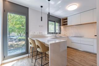 Rent House in Can Clos-Pinetons. Casa domotizada en ripollet