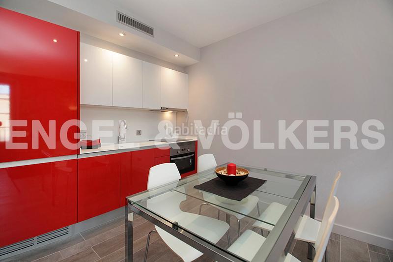 Foto 495dbb2b-c44d-4327-8f0c-7b58174f4de0. Alquiler apartamento moderno y funcional piso en la rambla temporal en Barcelona