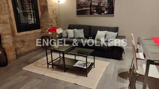 Lloguer Apartament a Gòtic. Moderno y funcional piso en la rambla temporal