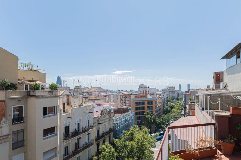 Foto 2d1601e1-6298-40d3-be87-ae02807db8a9. Àtic amb calefacció a Sagrada Família Barcelona