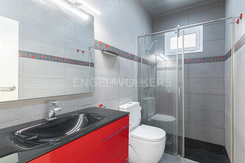 Foto 9409bae4-f87f-4837-b5bd-7655e2ec8a24. Àtic amb calefacció a Sagrada Família Barcelona