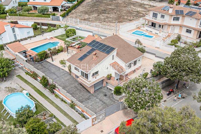 Foto d7c2d756-414e-477e-8d99-a387960fdc72. Casa un refugio con encanto entre viñedos y mar en Sant Pere de Ribes