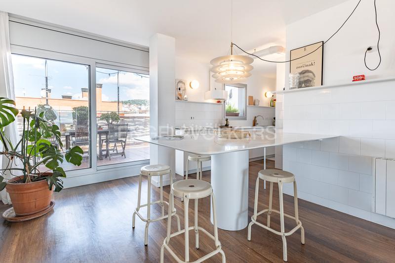 Foto bd8e34da-f1f3-4a3a-b846-78a743a5be11. Attico con riscaldamento in Via Europa - Parc Central Mataró