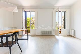 Alquiler Apartamento en Dreta de l´Eixample. Piso larga estancia en calle valencia