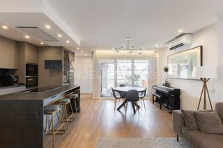 Appartement à Fort Pienc. Exclusivo  piso alto con terraza en el eixample