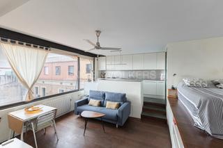 Dachwohnung  Manso. Bonito ático frente al mercado de sant antoni