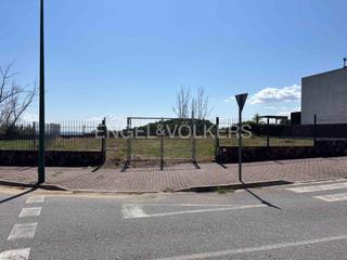 Residential Plot in Sant Esteve Sesrovires. Terreno top en el golf barcelona
