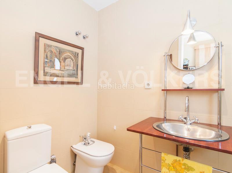 Foto 0be4b031-9e94-4d2e-a94e-16ac24669d1d. Casa con riscaldamento parcheggio piscina in Vallvidrera - Tibidabo - Les Planes Barcelona