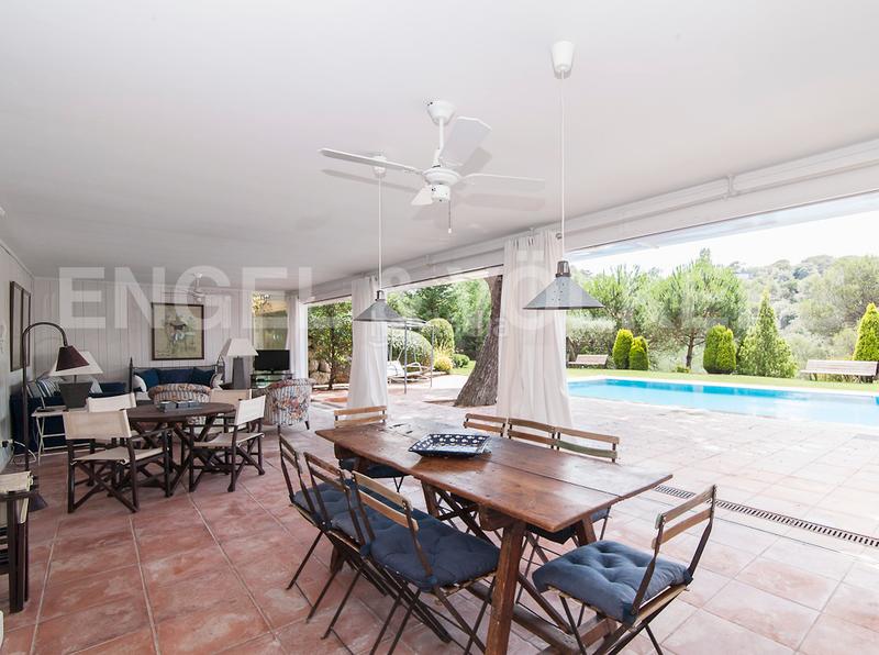 Foto 1c15d68a-66da-4fa4-9a50-7f65f5bf13b3. Casa con riscaldamento parcheggio piscina in Vallvidrera - Tibidabo - Les Planes Barcelona