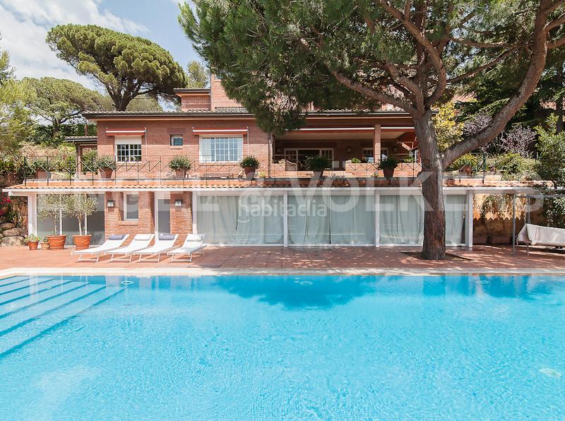 Foto 3a1d1e02-a626-4283-9c98-4a2e267ce3ff. Casa con riscaldamento parcheggio piscina in Vallvidrera - Tibidabo - Les Planes Barcelona