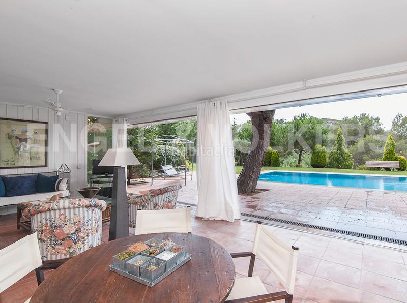 Foto 4a79f0f9-adc7-4fa3-af20-b6c55e933265. Casa con riscaldamento parcheggio piscina in Vallvidrera - Tibidabo - Les Planes Barcelona