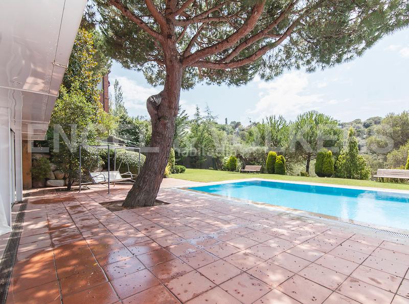 Foto 94a2ba11-7337-4d54-a252-377f3461ae10. Casa con riscaldamento parcheggio piscina in Vallvidrera - Tibidabo - Les Planes Barcelona