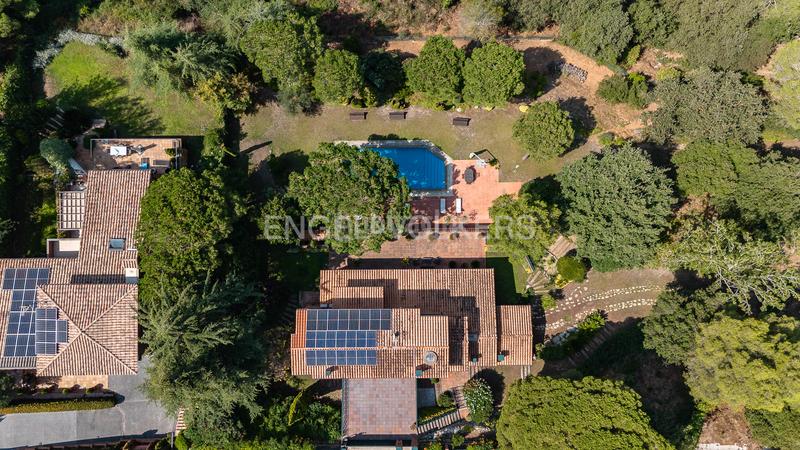 Foto b85ac079-5b9f-4cd5-a05e-0928f4973651. Casa con riscaldamento parcheggio piscina in Vallvidrera - Tibidabo - Les Planes Barcelona