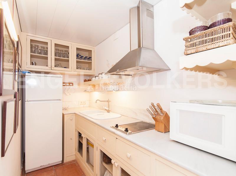 Foto bb29a13f-4f5c-4380-acaa-194b73bd7971. Casa con riscaldamento parcheggio piscina in Vallvidrera - Tibidabo - Les Planes Barcelona