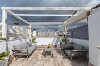 Àtic a Centre. Exclusivo apartamento tríplex con 2 amplias terrazas en sitges c