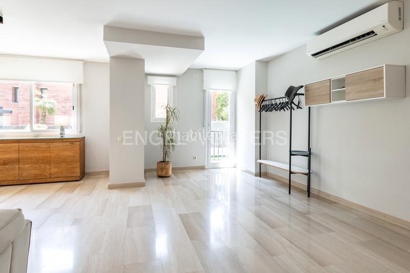 Foto e55ca27c-9e76-4cda-a116-ba433607c3c6. Casa amb calefacció aparcament piscina a Califòrnia-Santa Madrona Masnou (El)