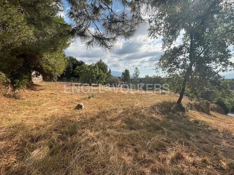 Foto 24d8b0e0-3f3f-4feb-b453-d2f6b46100c0. Terreno residencial fantástico terreno urbanizable en Cànoves i Samalús