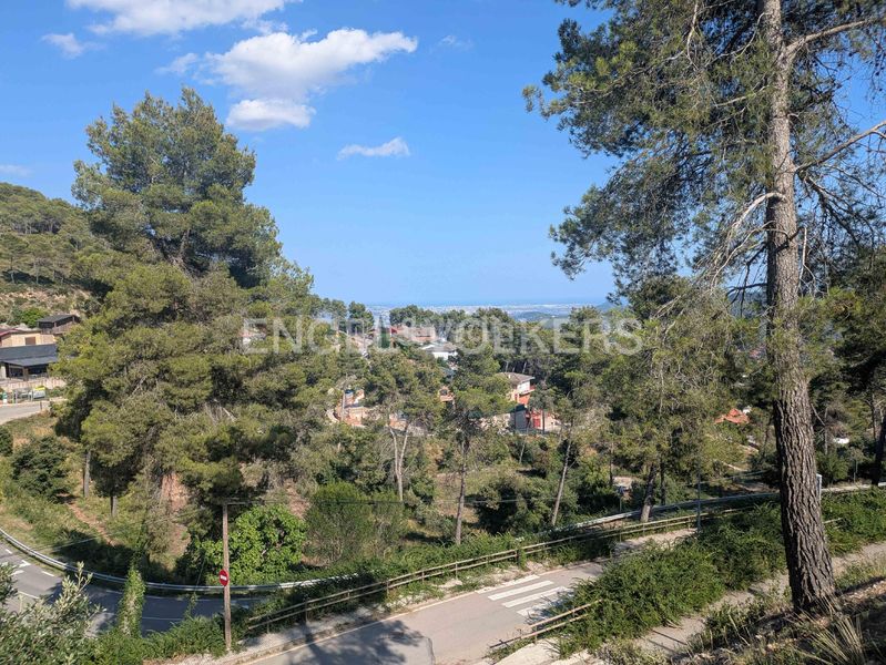 Foto cc771bb6-1dd2-4f75-9421-ec0f9976df3b. Terreny residencial a Corbera de Llobregat