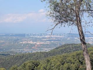 Terreno residenziale in Corbera de Llobregat. Espacio para soñar en corbera de llobregat