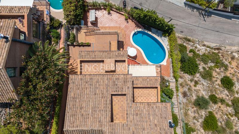 Foto 5f0f0f75-fbac-4cff-93f4-e2d95589baf6. Casa con riscaldamento parcheggio piscina in Levantina - Montgavina - Quintmar Sitges