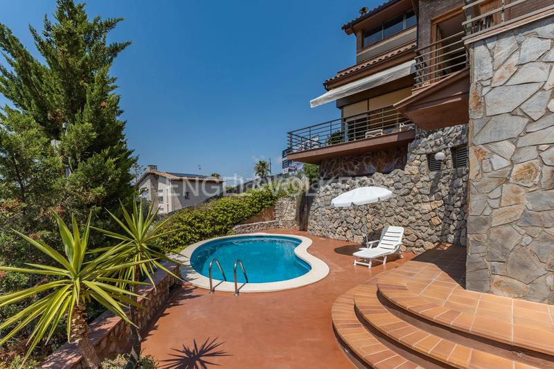 Foto ba282ac1-3275-44a9-8c63-10317da395f3. Casa con riscaldamento parcheggio piscina in Levantina - Montgavina - Quintmar Sitges