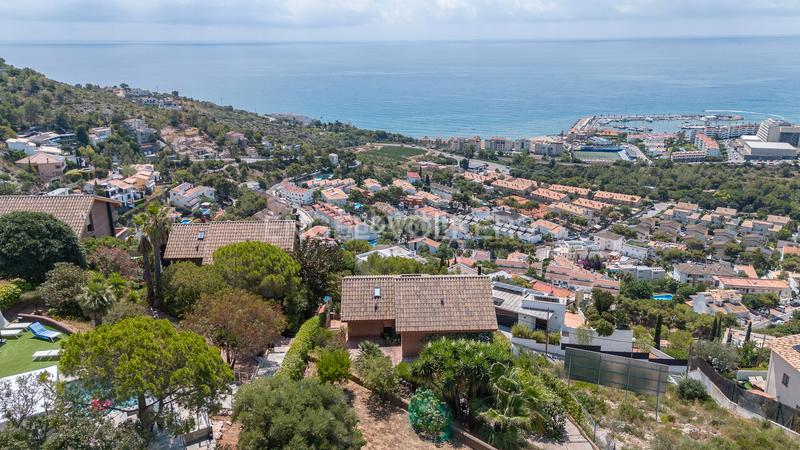 Foto d3a32051-63a6-4223-99ef-9fe98a933a4e. Casa con riscaldamento parcheggio piscina in Levantina - Montgavina - Quintmar Sitges