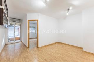 Appartement à El Coll. Bonito piso de dos habitaciones en el coll