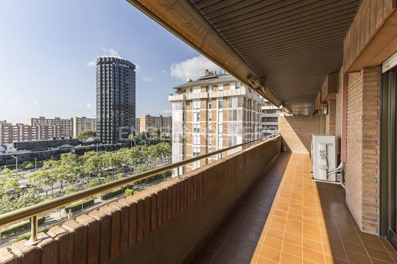 Foto 76d002a9-b17b-4915-9e35-44b21d0ffaf9. Pis amb calefacció aparcament a Pedralbes Barcelona