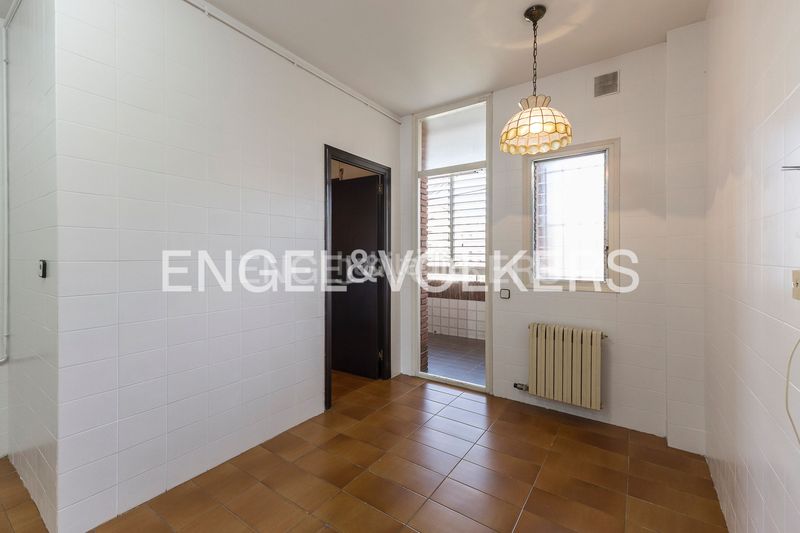 Foto 9c101d41-67a4-4d44-8615-02c9e8172169. Pis amb calefacció aparcament a Pedralbes Barcelona