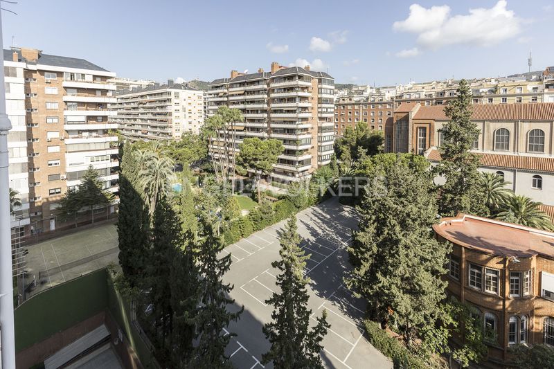 Foto e047e6e2-ae8e-4f73-b3dd-4dc6ce78284f. Pis amb calefacció aparcament a Pedralbes Barcelona