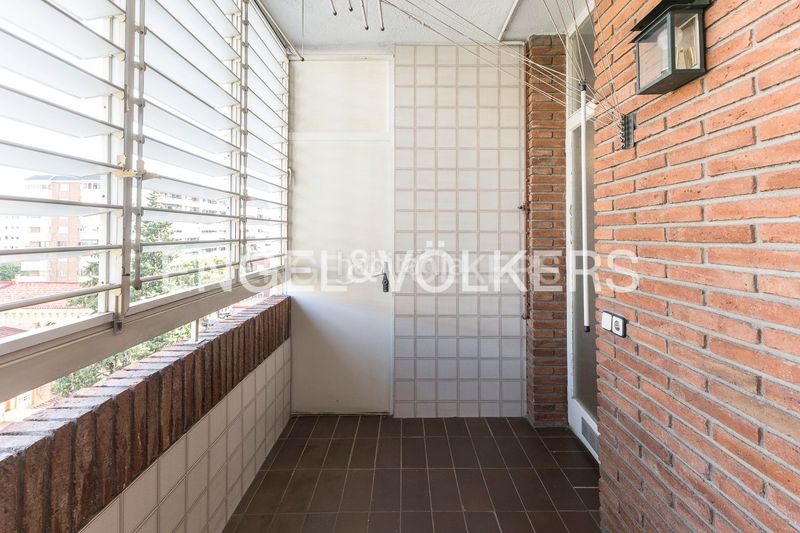 Foto ff26a01b-2efb-4f91-bf81-4eaa6fa0f328. Pis amb calefacció aparcament a Pedralbes Barcelona