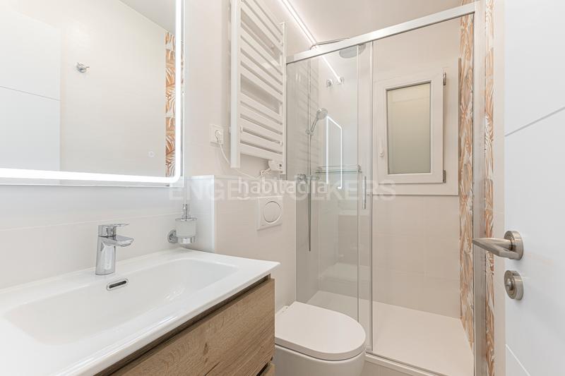 Foto 1dd7d6c5-0b7c-4199-b51a-8a8ffe13f9d0. Appartement avec chauffage dans L´Antiga Esquerra de l´Eixample Barcelona