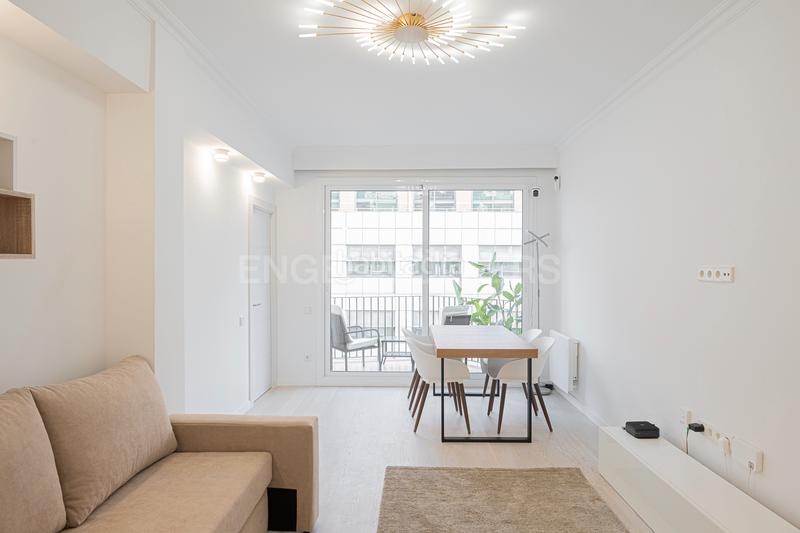 Foto 33502546-d643-49a0-8e23-39cb48efe8c3. Appartement avec chauffage dans L´Antiga Esquerra de l´Eixample Barcelona