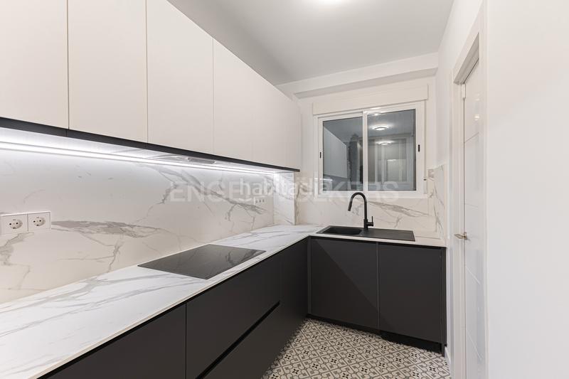 Foto 4979a796-e89b-4eef-8e8e-4229e259f28c. Appartement avec chauffage dans L´Antiga Esquerra de l´Eixample Barcelona