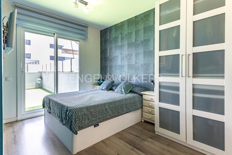 Foto 4abaffd2-52c8-4f24-832a-655f9fc66d4e. Apartament amb calefacció aparcament piscina a Port Badalona