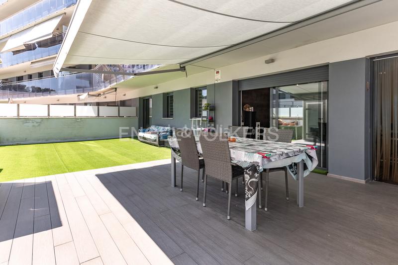 Foto a4f1b85c-d92f-4981-8ca3-24315034bf80. Apartament amb calefacció aparcament piscina a Port Badalona