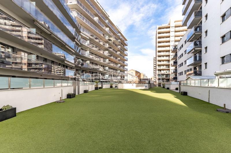 Foto d3517d67-c283-4c4a-a844-93abea998045. Apartament amb calefacció aparcament piscina a Port Badalona