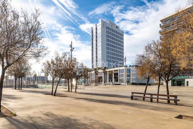 Foto fc85087d-64f2-456f-ae11-6552050d62ef. Apartament amb calefacció aparcament piscina a Port Badalona